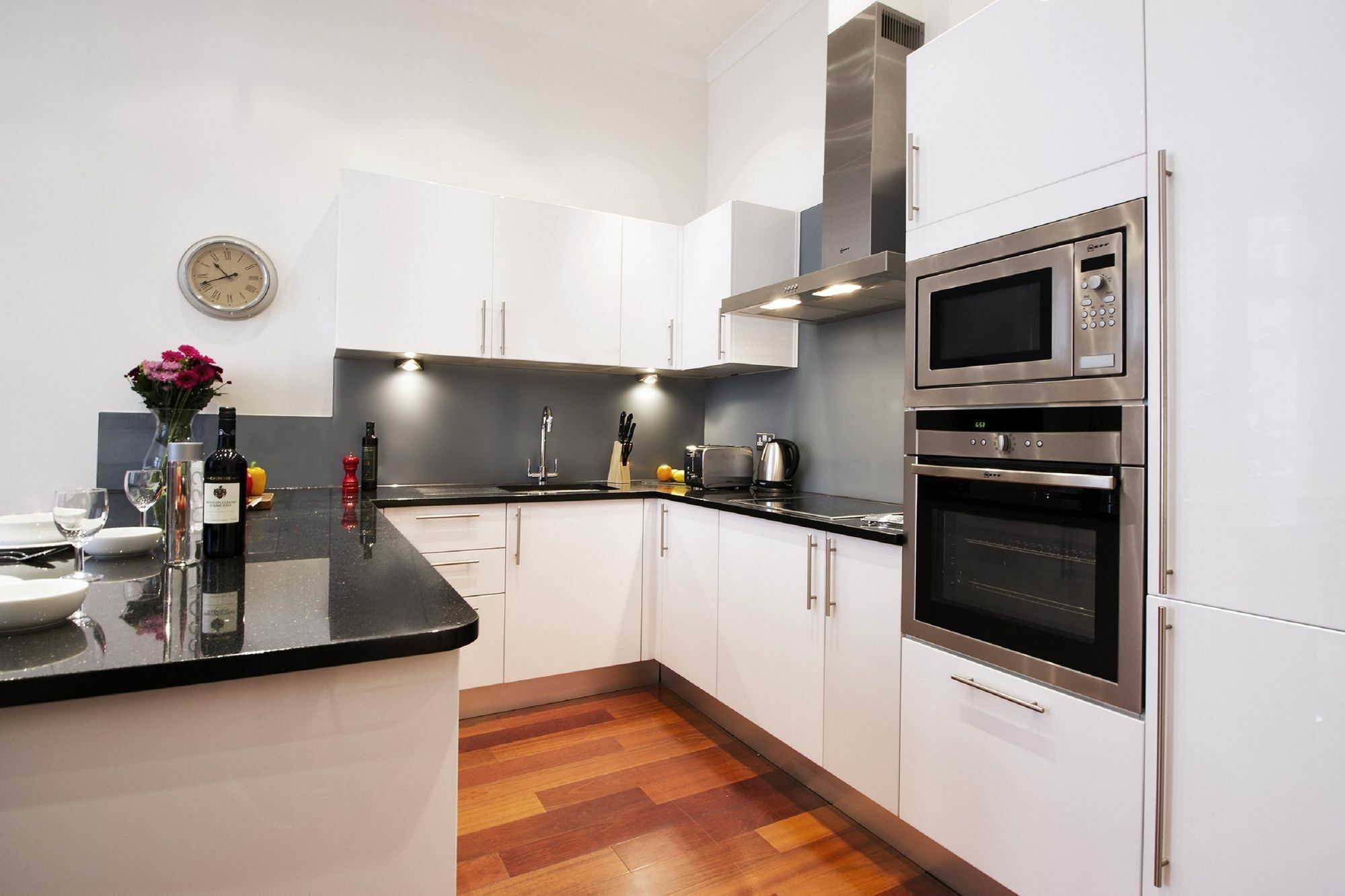 Ferienwohnung Kensington One London Exterior foto